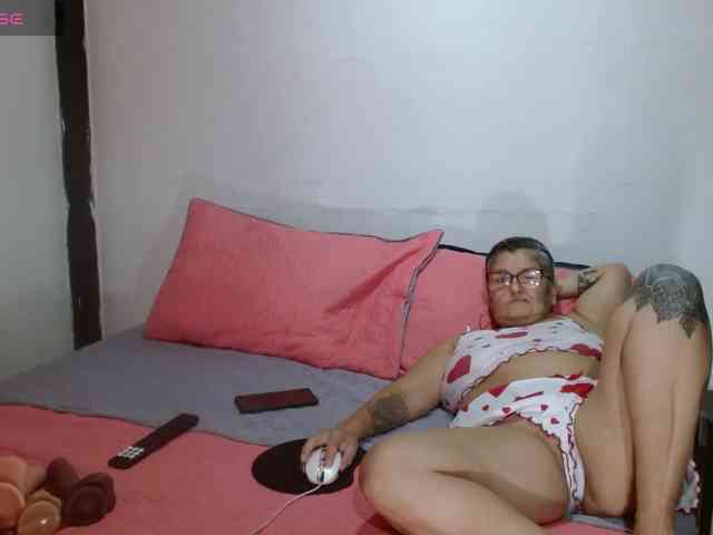bety-cum3