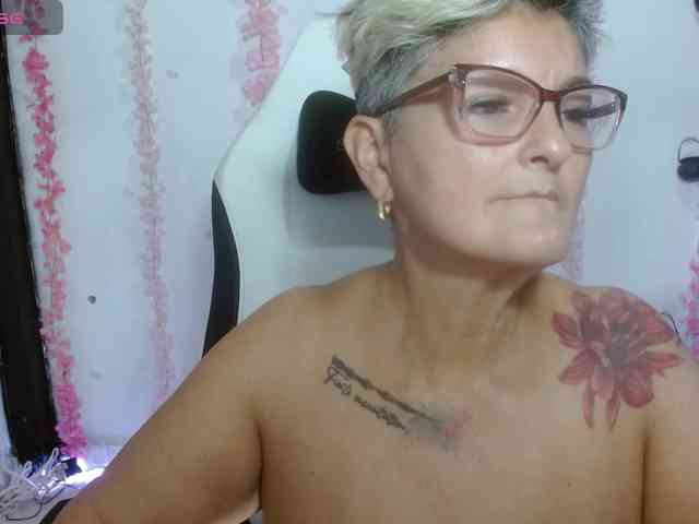 bety-cum3