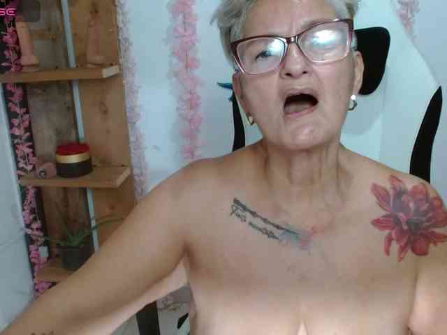 bety-cum3 webcam