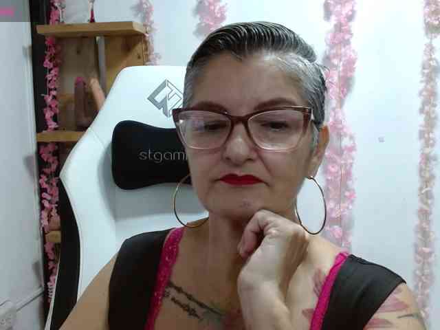 bety-cum3 webcam