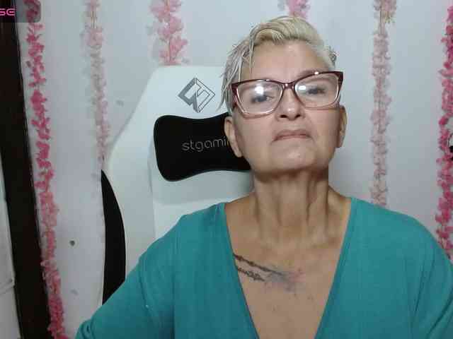 bety-cum3 webcam