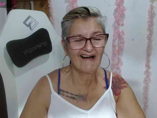 bety-cum3 webcam
