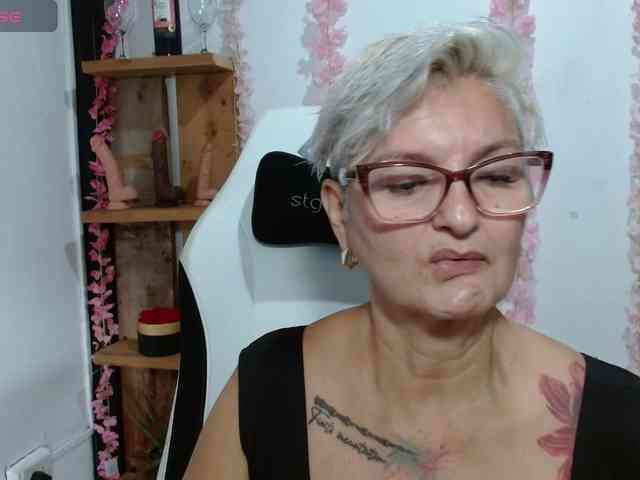bety-cum3