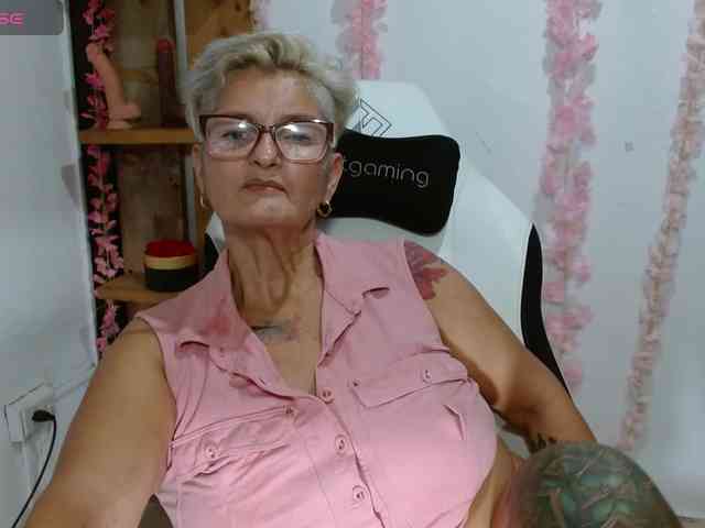 bety-cum3 webcam