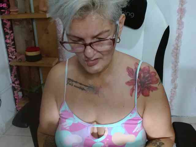 bety-cum3 webcam
