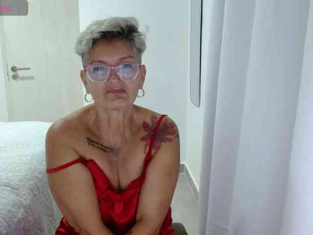 bety-cum3 bety-cum3