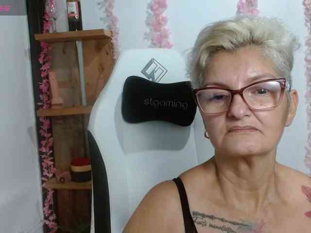 bety-cum3 webcam