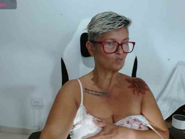bety-cum3 webcam