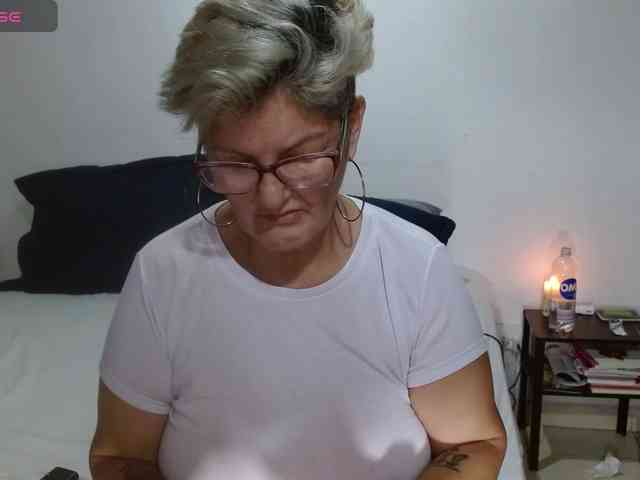bety-cum3