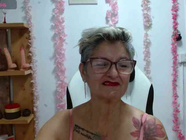 Bety-cum3