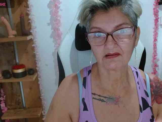 bety-cum3 webcam