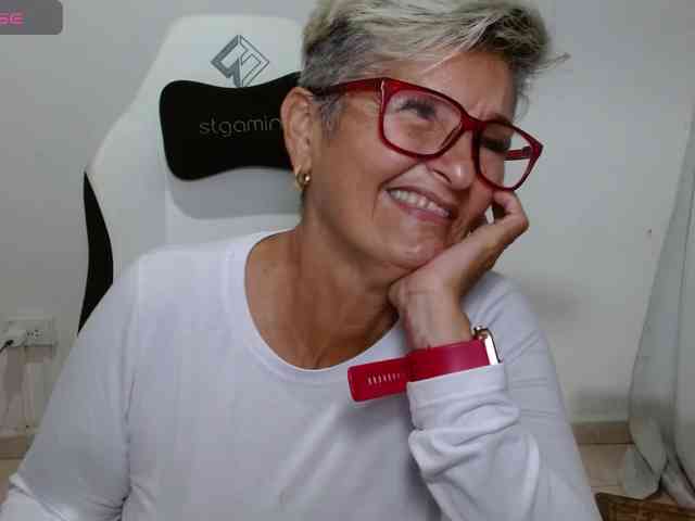 bety-cum3 webcam
