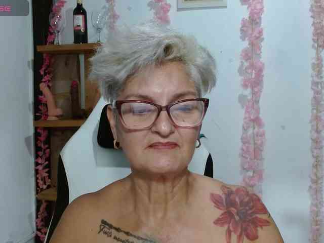 bety-cum3 webcam