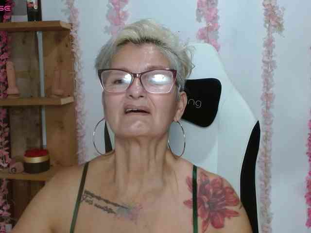 bety-cum3 webcam
