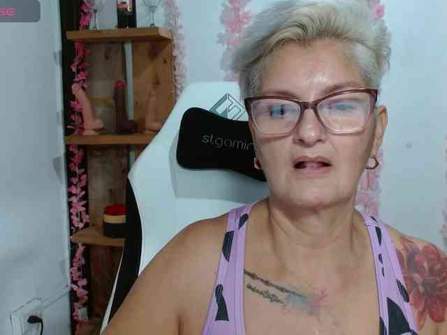 bety-cum3 webcam