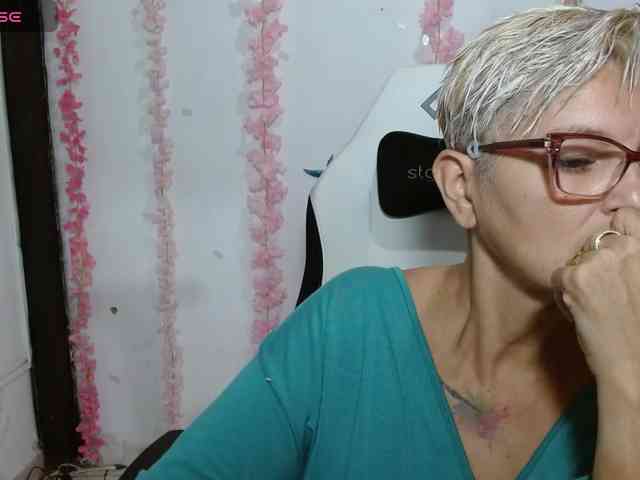 bety-cum3 webcam