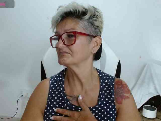bety-cum3 webcam
