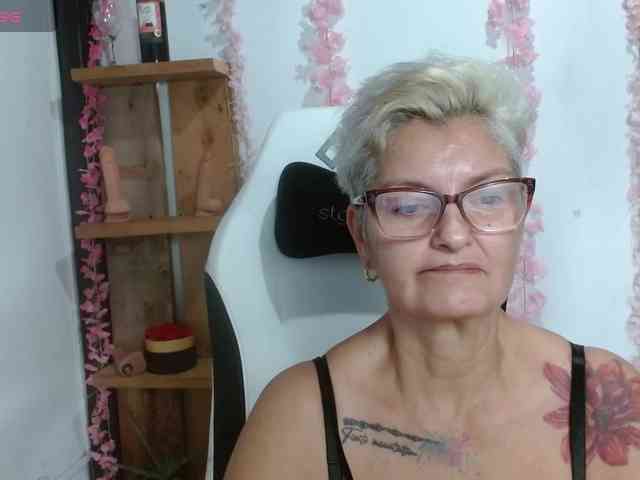 bety-cum3 webcam