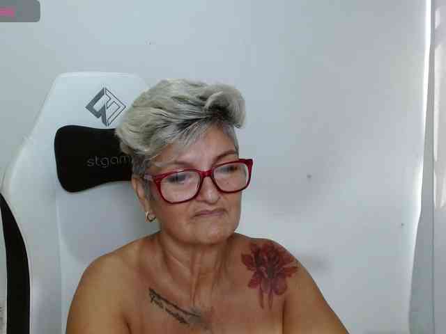 bety-cum3 webcam