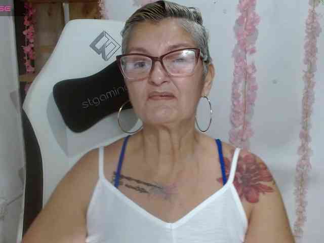 bety-cum3 webcam