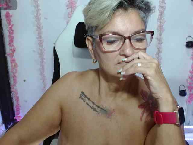 bety-cum3