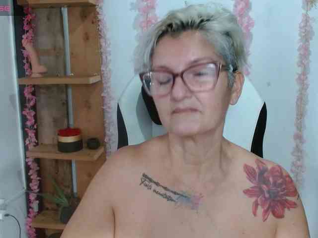 bety-cum3 webcam
