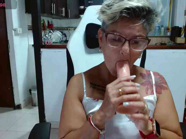 bety-cum3 webcam