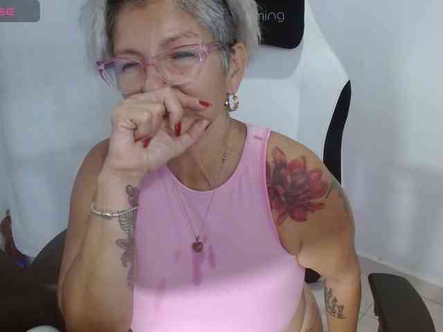 bety-cum3