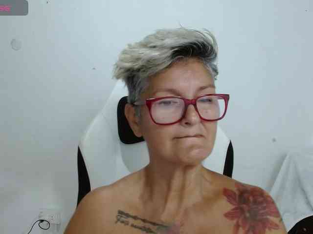 bety-cum3 webcam