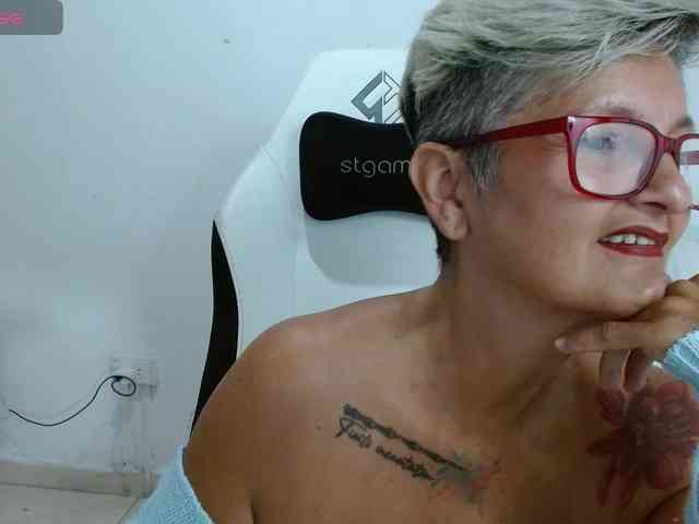 bety-cum3 webcam