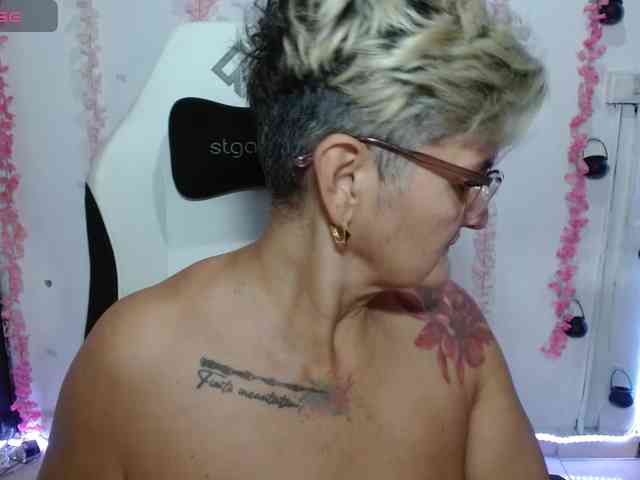 bety-cum3 webcam