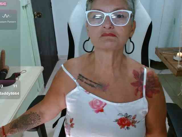 bety-cum3