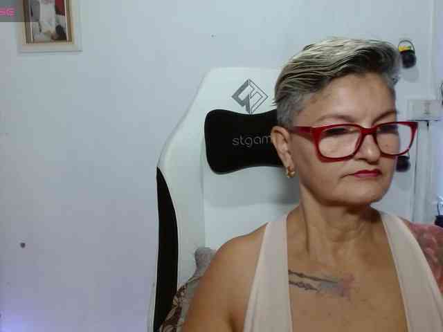 bety-cum3 webcam