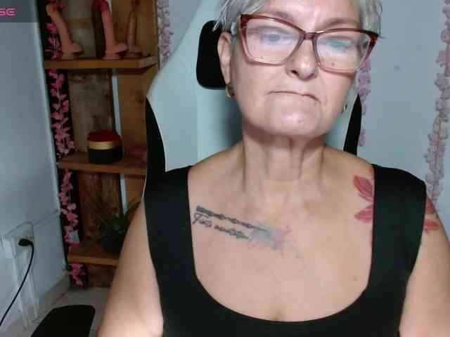 bety-cum3 webcam
