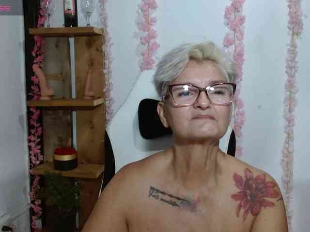bety-cum3 webcam