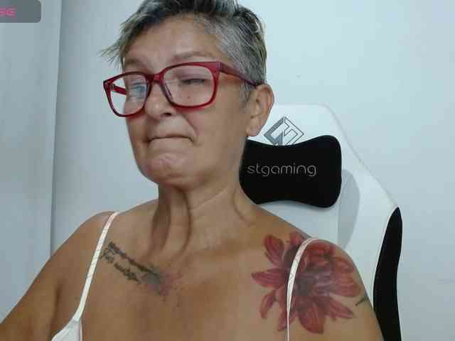 bety-cum3 bety-cum3