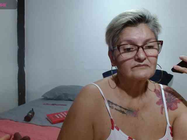 bety-cum3