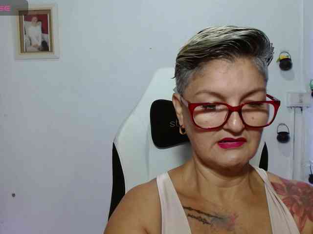 bety-cum3 webcam