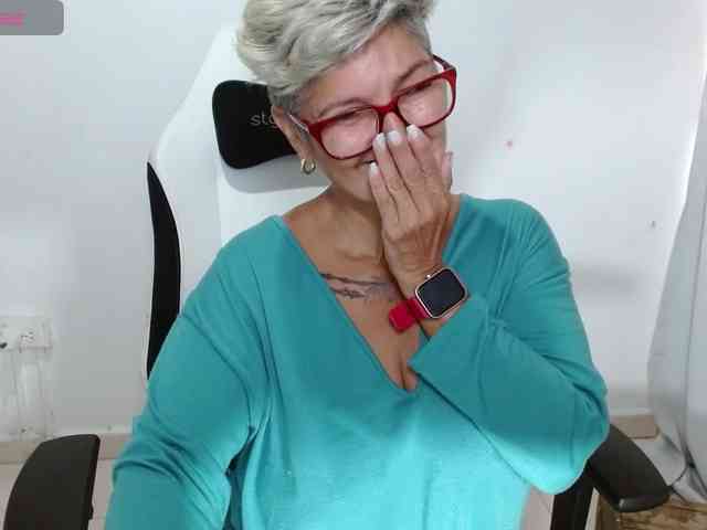 bety-cum3 webcam