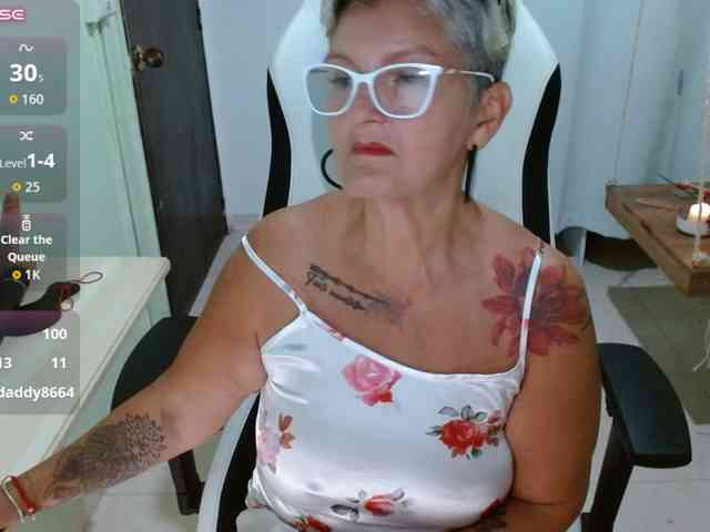 bety-cum3