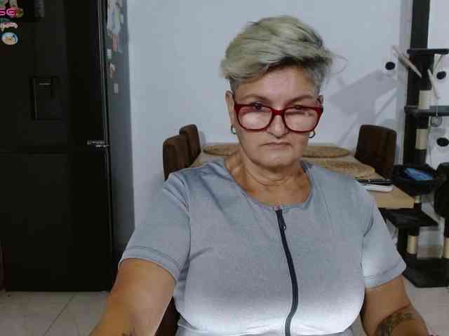 bety-cum3 webcam