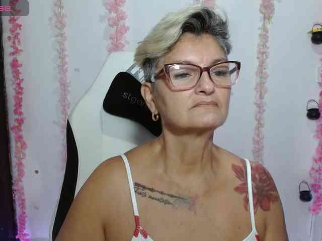 bety-cum3 webcam