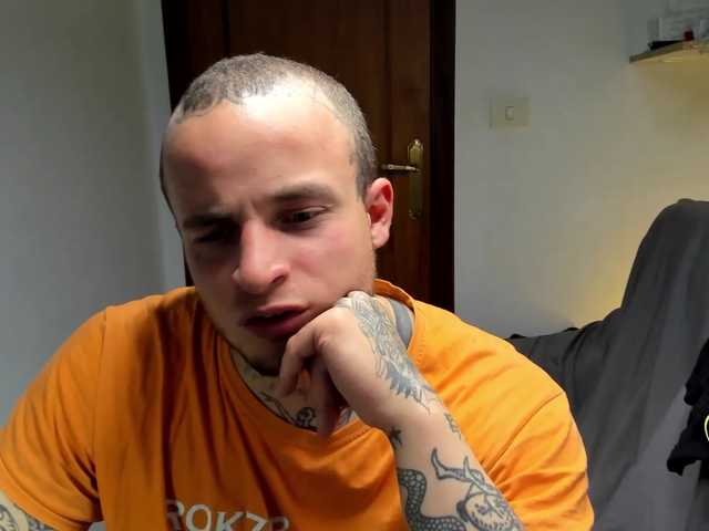 Layneinchains