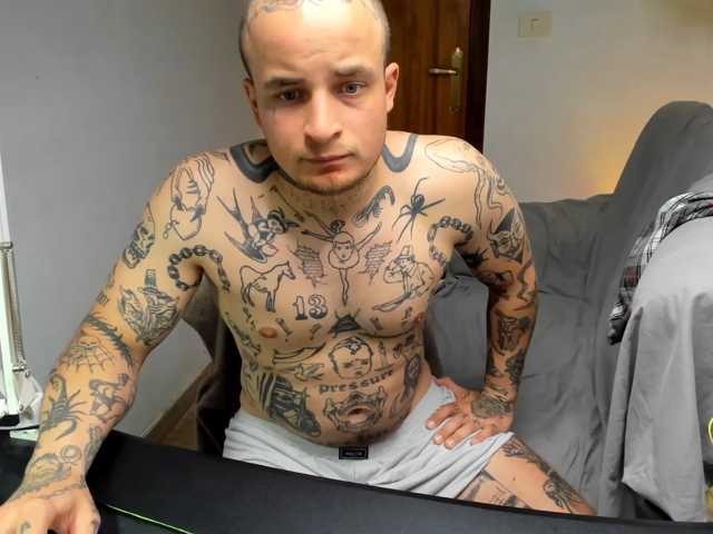 Layneinchains