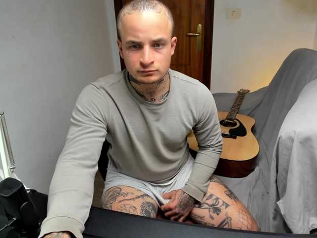Layneinchains