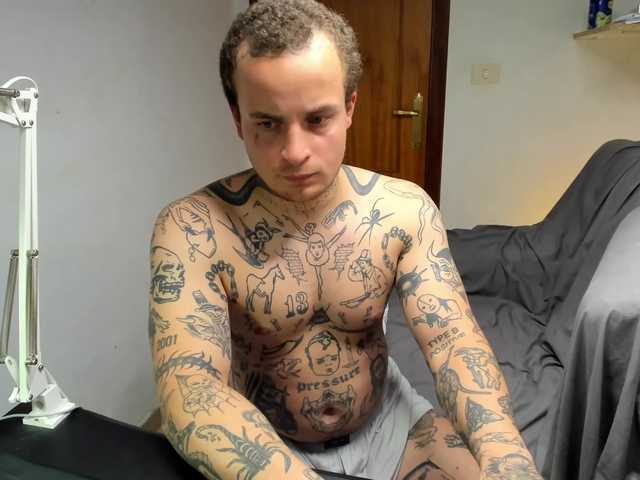 Layneinchains