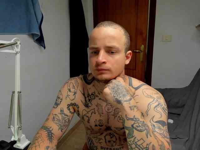 Layneinchains