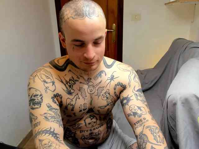 Layneinchains