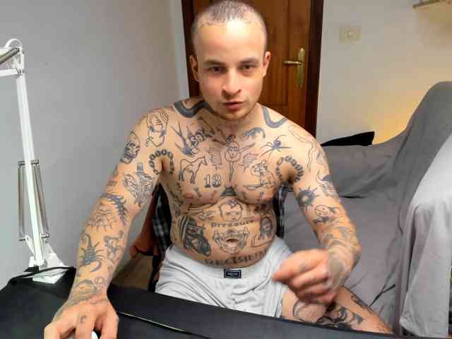 Layneinchains