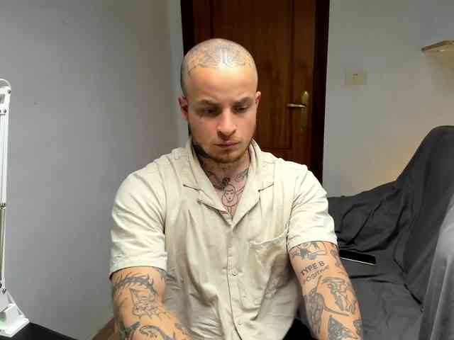Layneinchains